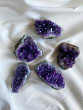 Load image into Gallery viewer, Amethyst Geode Clusters