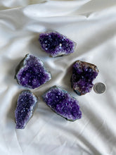 Load image into Gallery viewer, Amethyst Geode Clusters