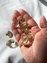 Load image into Gallery viewer, Natural Citrine Tumble