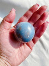 Load image into Gallery viewer, Angelite Sphere