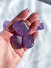 Load image into Gallery viewer, Amethyst Medium Tumble