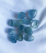 Load image into Gallery viewer, Celestite Tumble